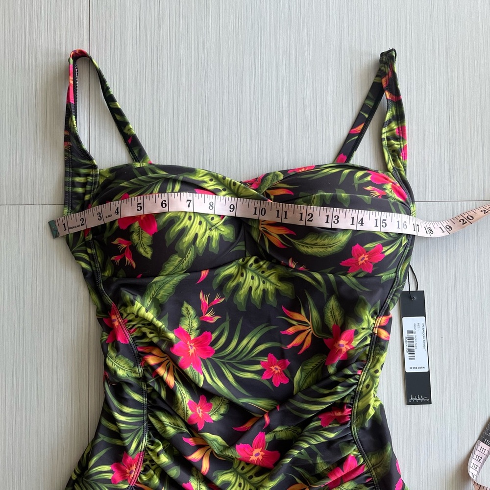 Swimsuit - Picture 5 of 13